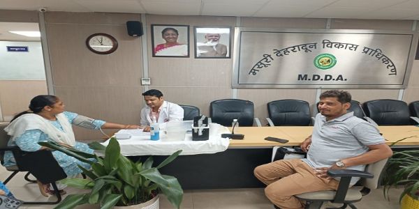 एमडीडीए रक्तदान शिविर में 40 यूनिट रक्त संग्रहित