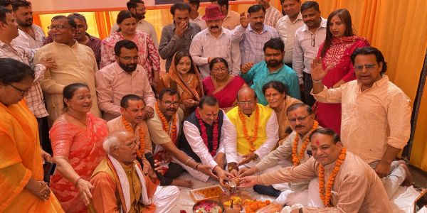 विजयनगर सब्जी मंडी से मरियमपुर चौराहे तक सड़क चौड़ीकरण का हुआ शिलान्यास, 5.53 करोड़ होंगे खर्च