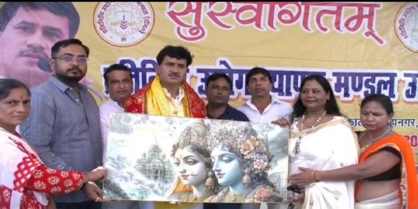 महंगाई पर लगाम लगाए सरकार, व्यापारियों का उत्पीड़न हो बंद : अनूप शुक्ला