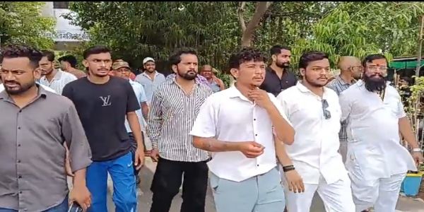 सोशल मीडिया इन्फ्लुएंसर को जान से मारने की धमकी