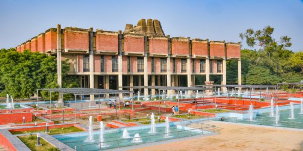 आईआईटी कानपुर में सांख्यिकी और डेटा साइंस विभाग की स्थापना