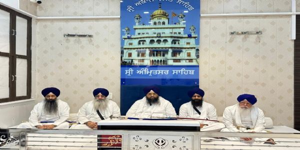 अकाल तख्त से पंजाब के मुख्यमंत्री भगवंत मान पंथ एवं गुरु विरोधी घोषित