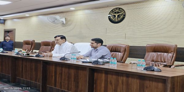 वाराणसी में अब गलियों की सफाई से लेकर सड़कों के गड्ढों पर रहेगी कैमरे नजर