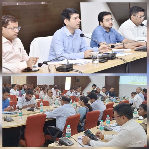 नोडल अधिकारी शाला प्रवेशोत्सव सहित स्कूलों की नियमित करें निरीक्षण - कलेक्टर.jpg नोडल अधिकारी शाला प्रवेशोत्सव सहित स्कूलों की नियमित करें निरीक्षण - कलेक्टर.jpg