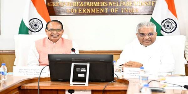पराली प्रबंधन को लेकर भूपेन्द्र यादव की शिवराज सिंह के साथ बैठक पराली प्रबंधन को लेकर भूपेन्द्र यादव की शिवराज सिंह के साथ बैठक