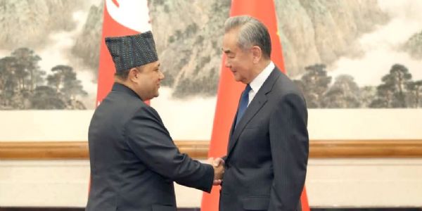 नेपाल और चीन