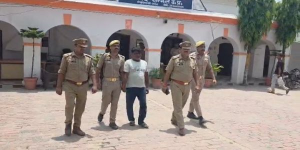 संभल पुलिस ने हत्या के आरोपित को किया गिरफ्तार