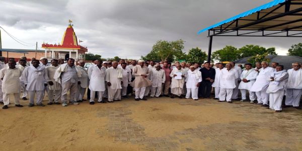 फतेहाबाद :कराेड़ाें की लागत वाली ड्रेन योजना अधर में लटकी, किसानों ने खोला मोर्चा