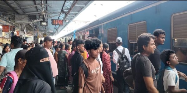 जोगबनी-सिलीगुड़ी एक्सप्रेस समेत तीन ट्रेनें पुनः रद्द, बढ़ी परेशानी
