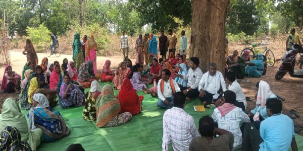 संतुलित व जैविक खेती की जानकारी से रूबरू हुए किसान