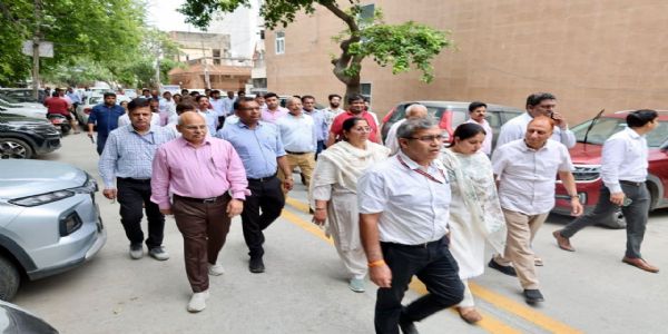 महापौर ने केशवपुरम जोन का किया निरीक्षण, विकास कार्यों में तेजी लाने और अतिक्रमण हटाने के दिए निर्देश