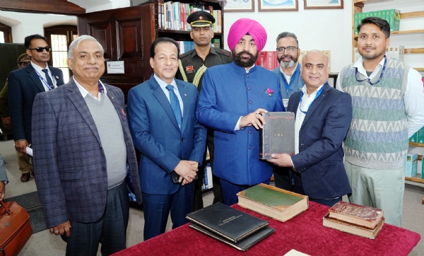 आईवीआरआई के कार्यक्रम में शामिल हुए राज्यपाल। आईवीआरआई के कार्यक्रम में शामिल हुए राज्यपाल।