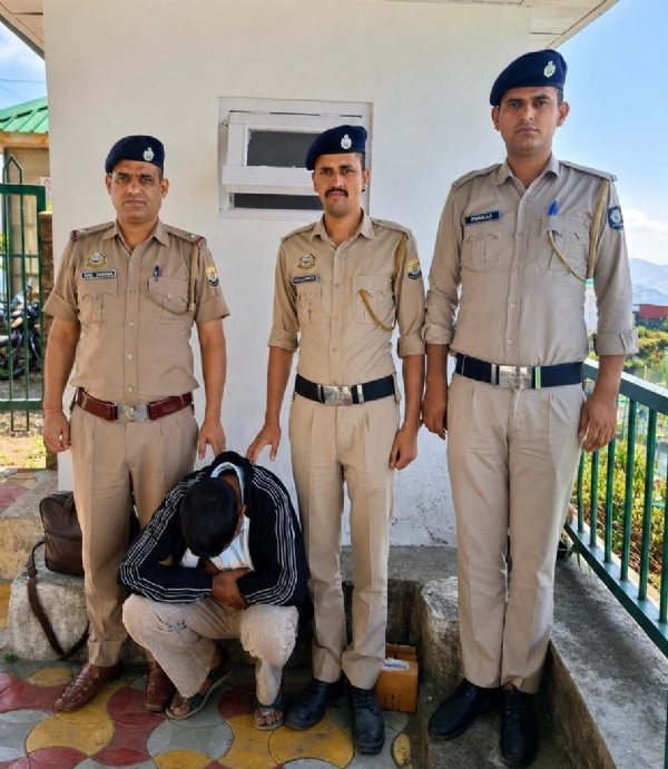 चिट्टा तस्करी गिरफ्तारी चिट्टा तस्करी गिरफ्तारी