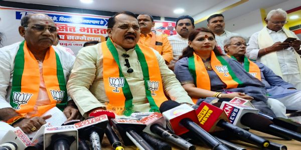 मोदी सरकार के 12 साल विश्वास, विकास और जनकल्याण के लिए समर्पित रहे हैं : बाबूराम निषाद