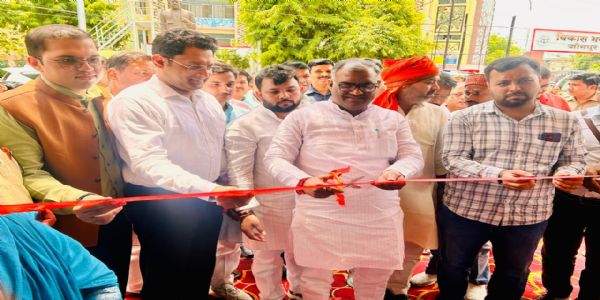 केंद्र सरकार के 12 वर्ष पूर्ण होने पर जौनपुर में तीन दिवसीय विकास प्रदर्शनी का शुभारंभ