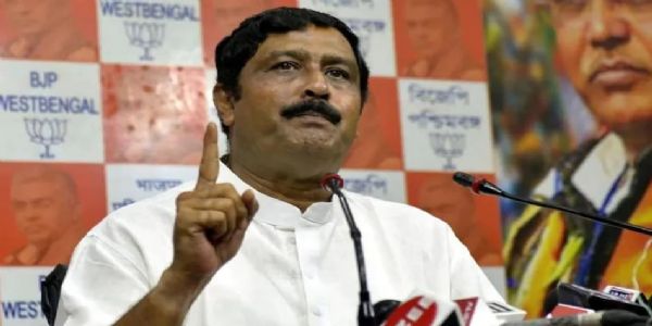 साल्टलेक में प्रेस वार्ता कर राहुल सिन्हा ने बंगाल के कई मुद्दों पर रखी बात