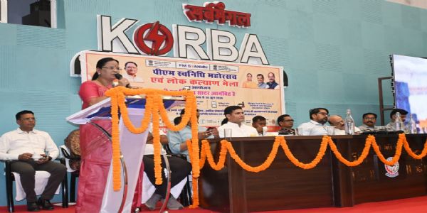 पथ विक्रेताओं को व्यवसाय हेतु आर्थिक सहायता उपलब्ध कराने का सशक्त माध्यम है पीएम स्वनिधि योजना - महापौर