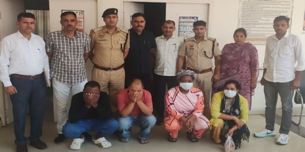 कैथल: फेसबुक पर विदेशी महिला बनकर ठगी के अराेप में दाे नाइजीरियन सहित पांच गिरफ्तार