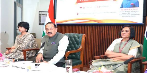 राज्यों को केंद्र की सफल शासन व्यवस्थाएं अपनानी चाहिए : जितेंद्र सिंह
