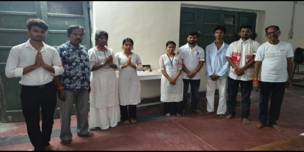 जयालक्ष्मी की पुण्यतिथि पर कलाकारों ने किया नुक्कड़ नाटक का मंचन