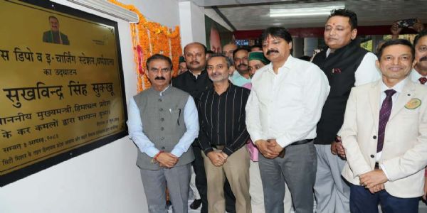 मुख्यमंत्री ने धर्मशाला को दी कई सौगातें, फव्वारा चौक एवं ई-बस चार्जिंग डिपो का किया लोकार्पण