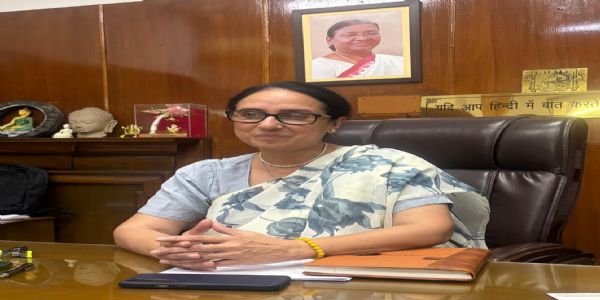 लेडी हार्डिंग अस्पताल की निदेशक डॉ. सरिता बेरी