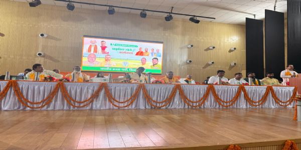 कार्यशाला में प्राकृतिक खेती से किसानों काे आय बढ़ाने का दिया गया मंत्र