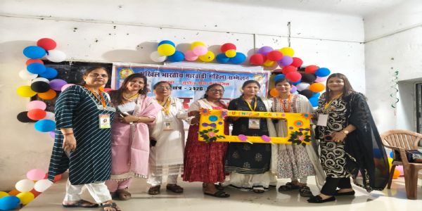 बीएसएस कॉलेज परिसर में मारवाड़ी महिला समिति के तत्वावधान में समर कैंप का हुआ आयोजन