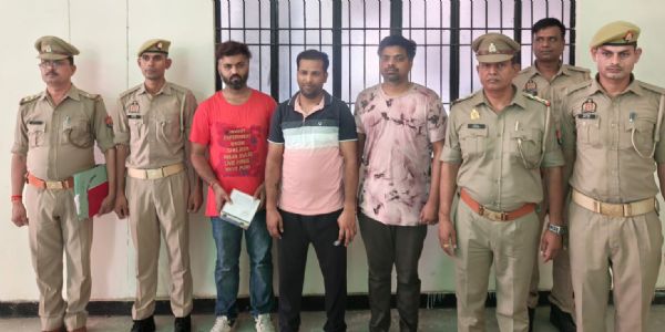 फिरोजाबाद में बैंक ऑफ इंडिया के लॉकर से कराेड़ाें का सोना गायब, बैंक मैनेजर समेत तीन अधिकारी गिरफ्तार