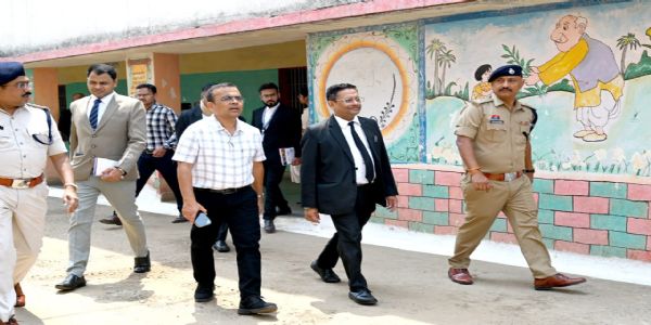 प्रधान जिला न्यायाधीश, कलेक्टर व पुलिस अधीक्षक ने किया जिला जेल का निरीक्षण
