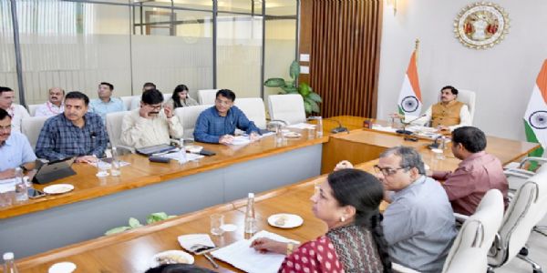 बाघ, चीता, तेंदुआ, भेड़िया, घड़ियाल, गिद्धों की संख्या और इनके संरक्षण में मप्र देश में पहले स्थान पर