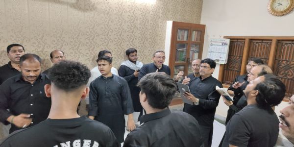 मोहर्रम : शहर में निकले तीन पारंपरिक जुलूस, अलम व दुलदुल की जियारत के लिए उमड़ा हुजूम