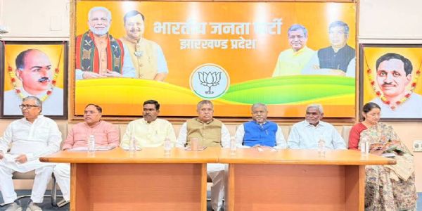 भाजपा की संगठनात्मक बैठकः 23 को बलिदान दिवस और 25 को काला दिवस मनाने का लिया निर्णय