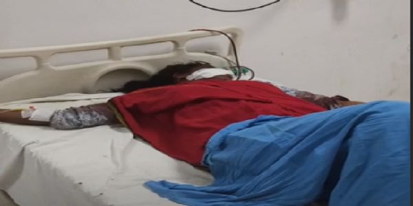 दतिया में पिता की हैवानियत: बेटी पर कुल्हाड़ी से हमला, जबड़ा टूटा; आईसीयू में भर्ती