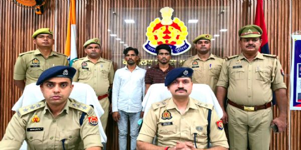 सूने घरों को बनाते थे निशाना, अजीतमल पुलिस ने दो शातिर चोर किए गिरफ्तार
