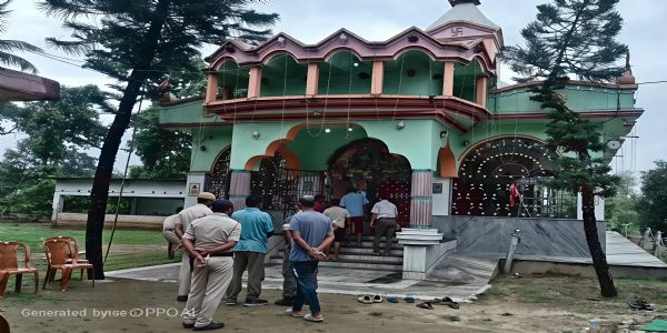 कलकतिया फार्म स्थित मां काली मंदिर में चोरी, मुकुट-हार समेत कीमती सामान ले उड़े चोर
