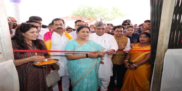 जन कल्याण शिविरों में पहले दिन 15,186 लोग पहुंचे