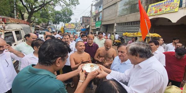 मुनिराजों का भव्य मंगल प्रवेश और केश लोच में उमड़ा श्रद्धा का सैलाब