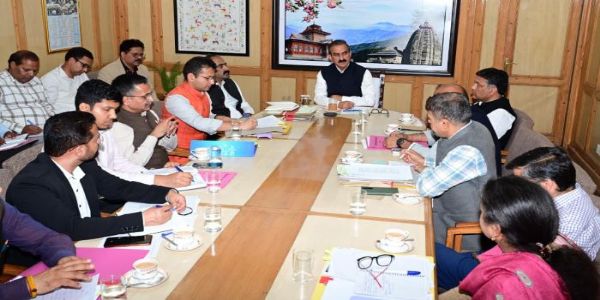 सुपर-स्पेशियलिटी चिकित्सकों को दिया जाएगा नॉन-प्रैक्टिसिंग अलाउंसः मुख्यमंत्री