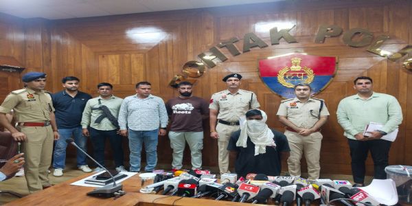 रोहतक:ऑनलाइन गेमिंग के चक्कर में फंस कर युवक बना हथियार सप्लायर