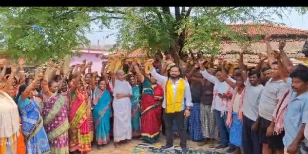 बनुआ और सोनापोस में गहराया जल संकट, ग्रामीणों ने छेड़ा पेयजल अधिकार आंदोलन