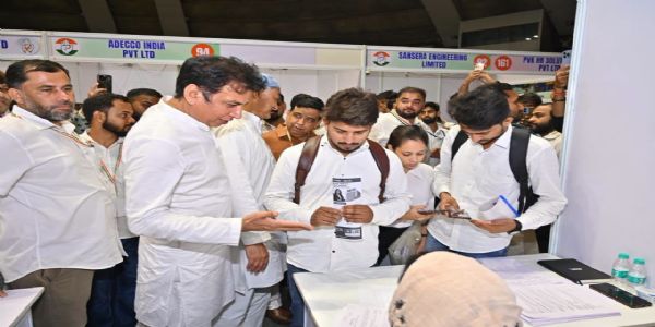 कांग्रेस ने राहुल गांधी के जन्मदिन पर मेगा रोजगार मेले का किया आयोजन