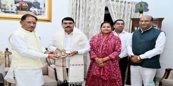 छत्तीसगढ़ के कृषि विकास मॉडल का अध्ययन करने पहुंचा महाराष्ट्र का विधायक दल