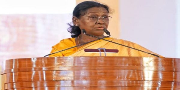 राष्ट्रपति ने ओंकारेश्वर में विश्व सिकल सेल दिवस के राज्य स्तरीय समारोह को संबोधित किया राष्ट्रपति ने ओंकारेश्वर में विश्व सिकल सेल दिवस के राज्य स्तरीय समारोह को संबोधित किया