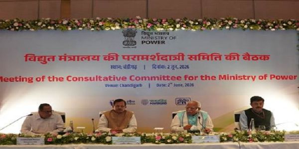 संसदीय सलाहकार समिति की बैठक की अध्यक्षता करते मनोहर लाल एवं अन्य संसदीय सलाहकार समिति की बैठक की अध्यक्षता करते मनोहर लाल एवं अन्य