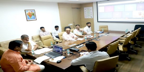 मप्रः मंत्री टेटवाल ने प्रदेश के आईटीआई प्राचार्यों और अधिकारियों के साथ की समीक्षा बैठक