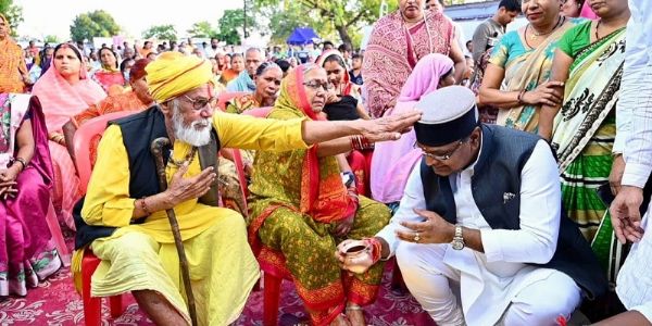 मप्रः स्व. कैलाश सारंग की जयंती पर देशभर में मना मातृ-पितृ भक्ति दिवस, सोशल मीडिया पर नं.1 पर हुआ ट्रेंड