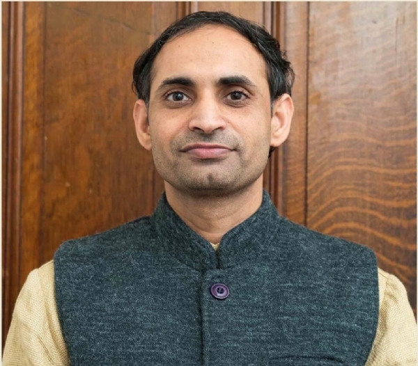 डॉ. मोक्षराज डॉ. मोक्षराज