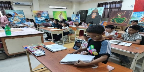 कला व्यक्तित्व विकास का सशक्त माध्यम : डॉ. मिठाई लाल