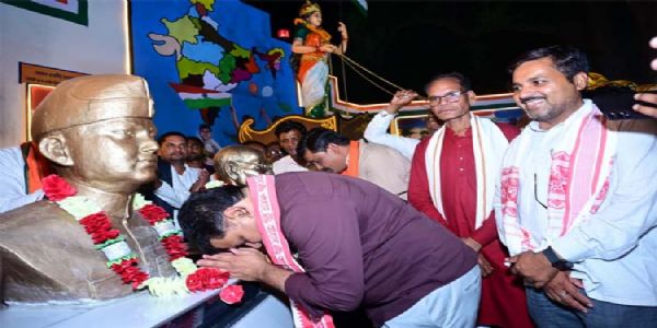 उप मुख्यमंत्री विजय शर्मा ने भारत माता की प्रतिमा एवं भव्य बलिदान स्मारक का किया लोकार्पण